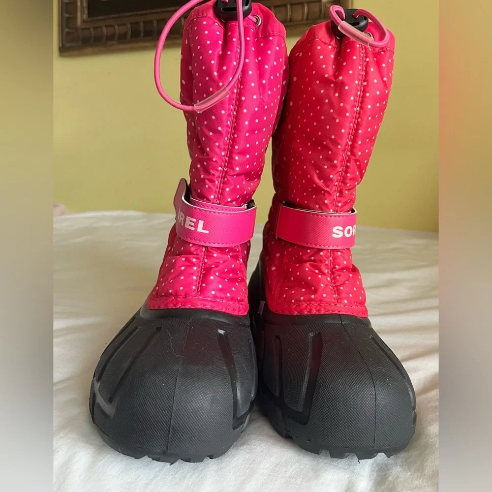 Sorel Flunny Pink and Black Winter Snow‎ Boots big girl Sz 5